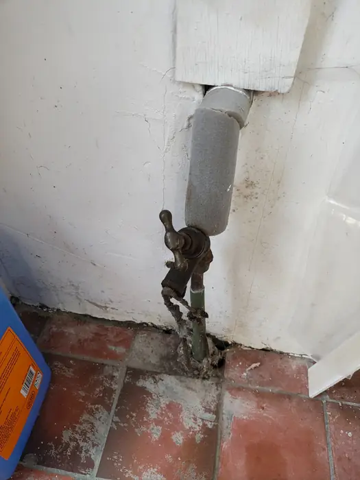 Old stop tap isolation valve